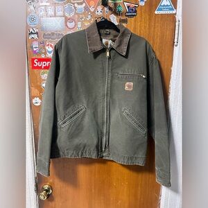 green carbartt detroit jacket